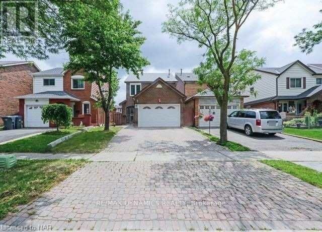 7 Slater Circle W, Brampton, Ontario  L6X 2S7 - Photo 2 - 40525246