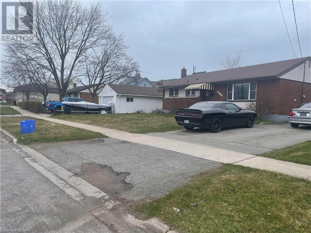 7284 Merritt Avenue, Niagara Falls (220 - Oldfield), Ontario  L2G 5C4 - Photo 3 - X9411341