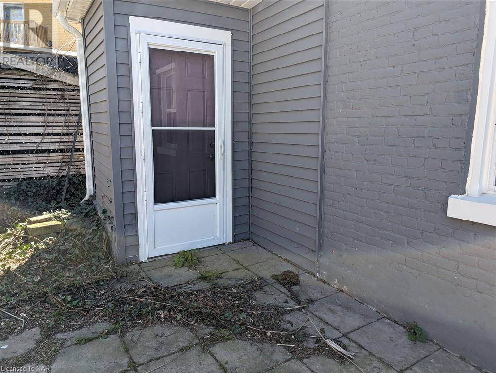 28 Lake Street, St. Catharines, Ontario  L2R 5W6 - Photo 20 - 40575486