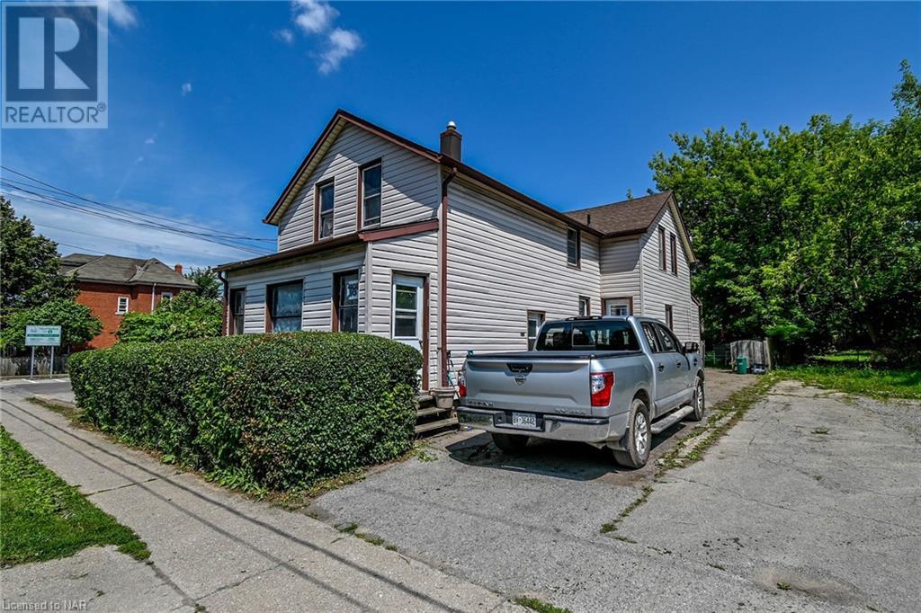 184 Lincoln Street, Welland, Ontario  L3B 4M7 - Photo 3 - 40580040