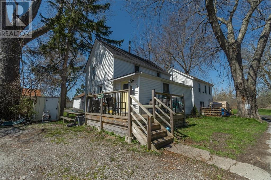 474 Lakeshore Road, Fort Erie, Ontario  L2A 1B5 - Photo 3 - 40631539