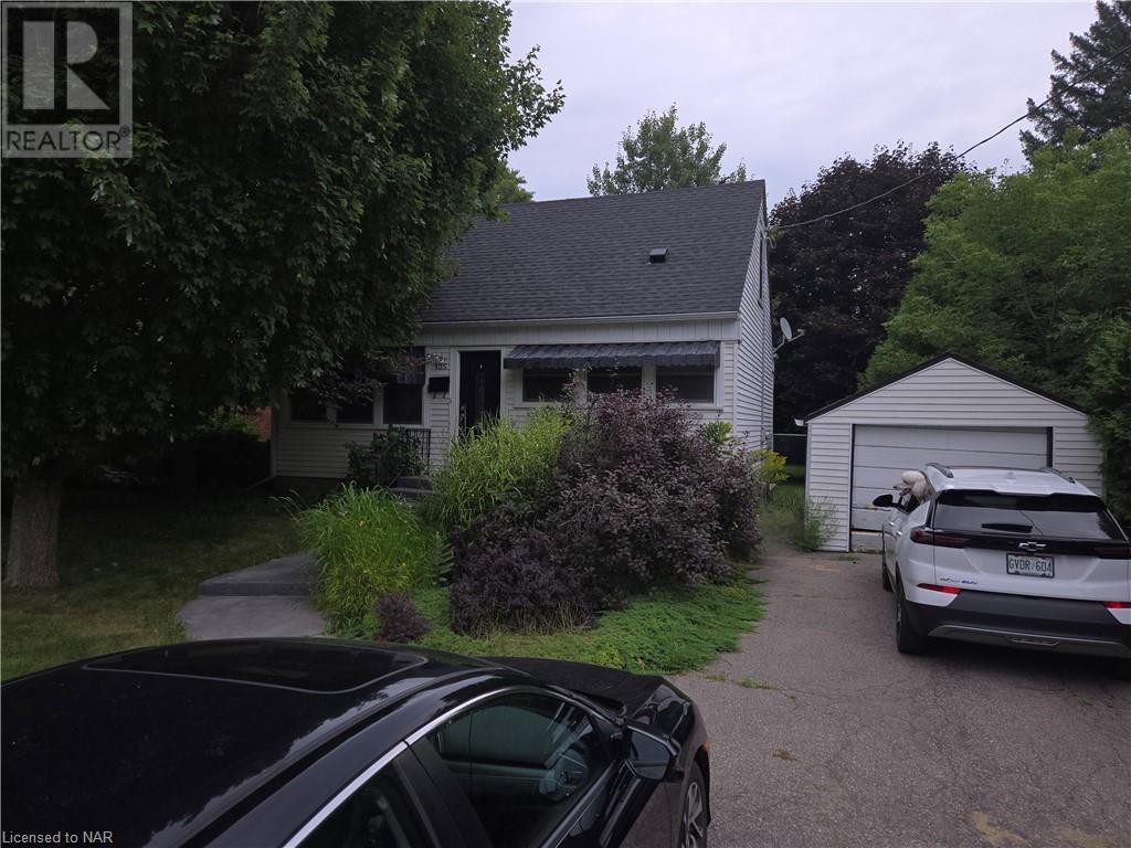 135 CENTRAL Drive, ancaster, Ontario