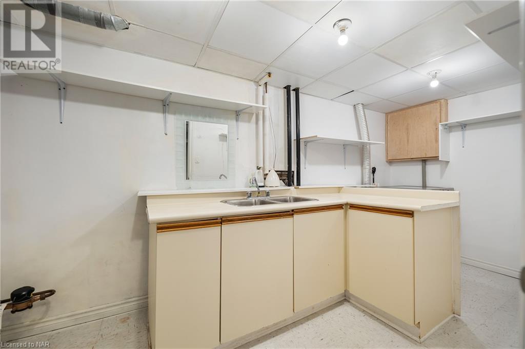 8136 Coventry Road Unit# 29, Niagara Falls, Ontario  L2H 2X6 - Photo 23 - 40639146