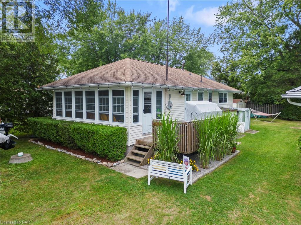 11154 CHURCHILL AV AVENUE, wainfleet (880 - lakeshore), Ontario