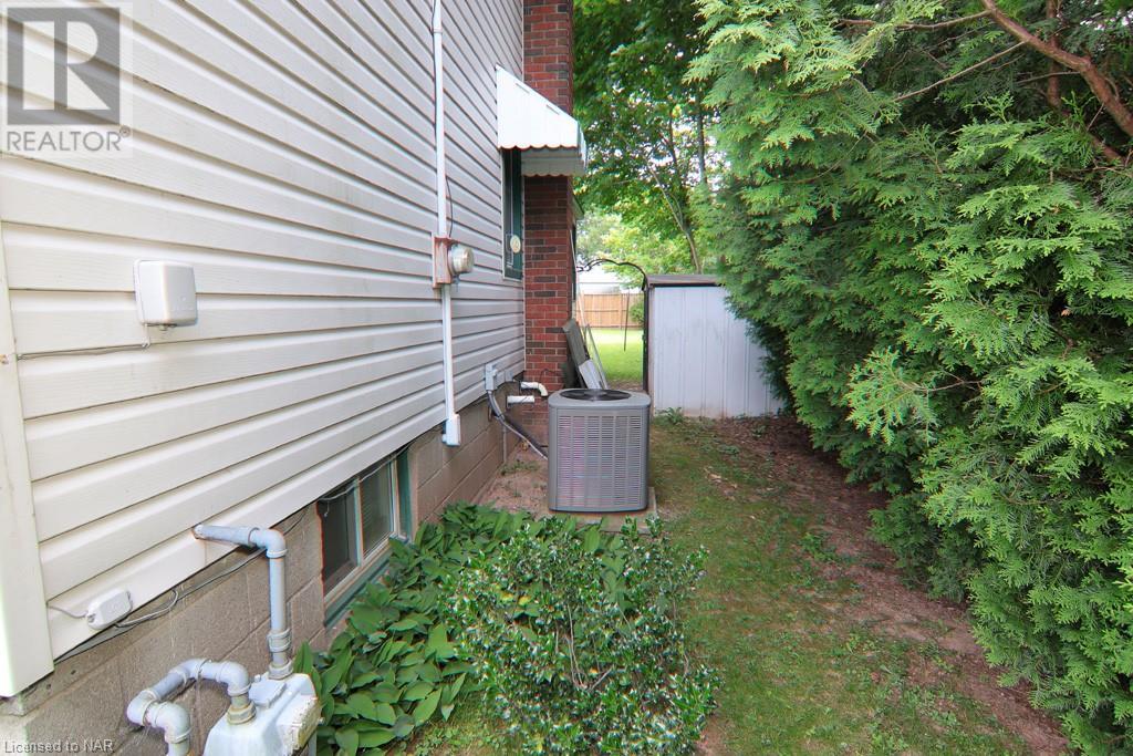 6776 Betty Avenue, Niagara Falls (217 - Arad/fallsview), Ontario  L2G 5W3 - Photo 7 - X9413565