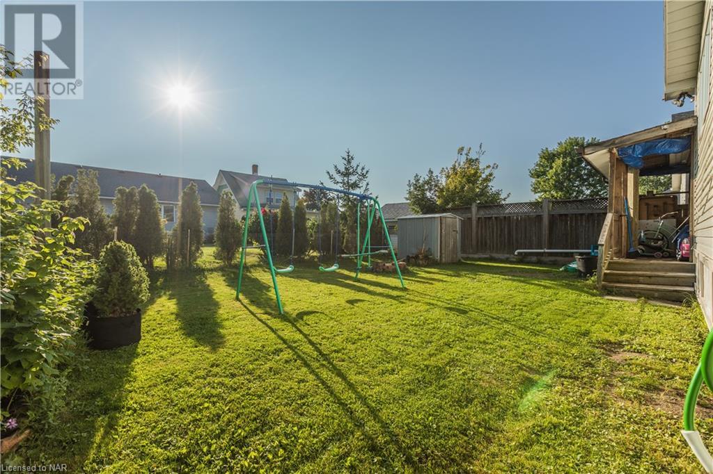 29 Lillian Place, Fort Erie (333 - Lakeshore), Ontario  L2A 5M1 - Photo 8 - X9413684