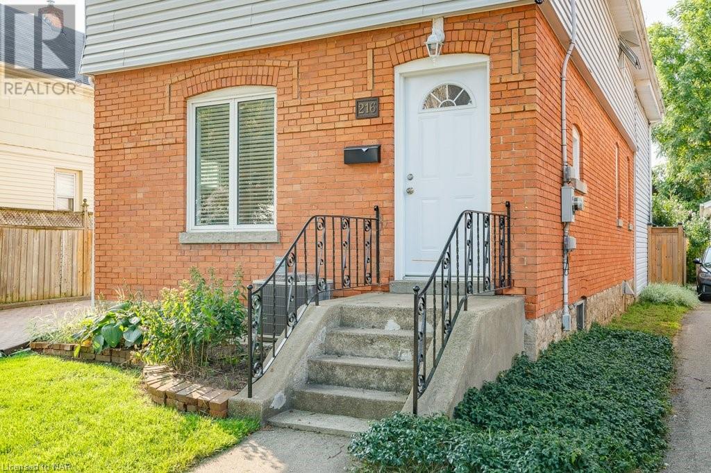 216 Russell Avenue, St. Catharines, Ontario  L2R 1W8 - Photo 4 - 40643353