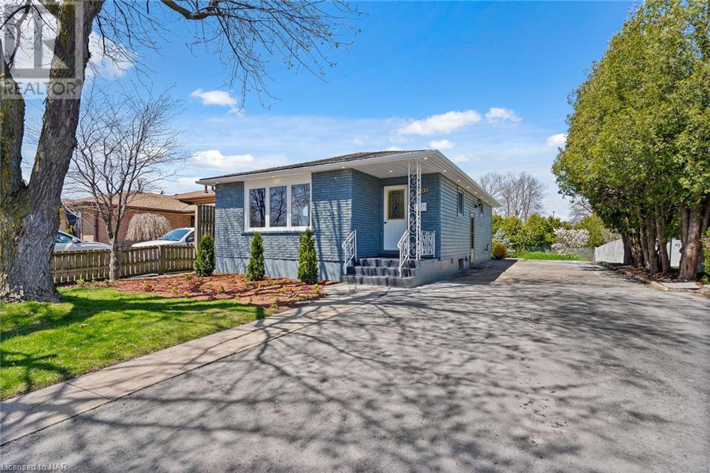 8235 PADDOCK TRAIL Drive Unit# UPPER, niagara falls, Ontario