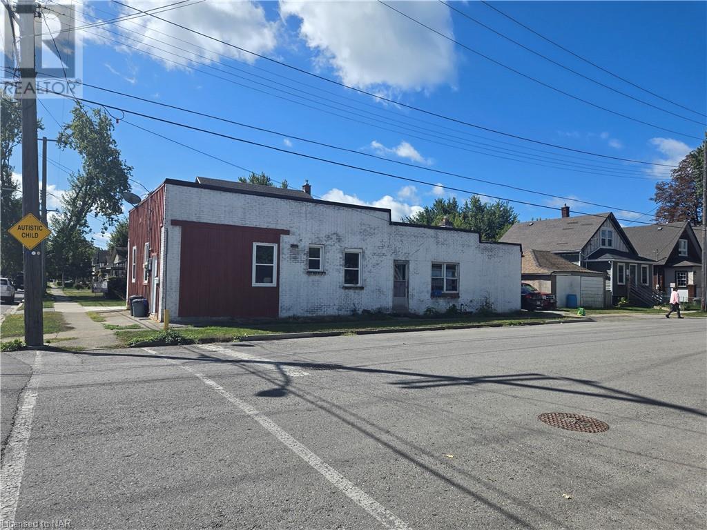 248 Fares Street, Port Colborne, Ontario  L3K 1W4 - Photo 2 - 40643814