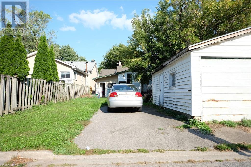 9 Woodland Avenue Unit# (Main Floor), St. Catharines, Ontario  L2R 5A1 - Photo 24 - 40647200