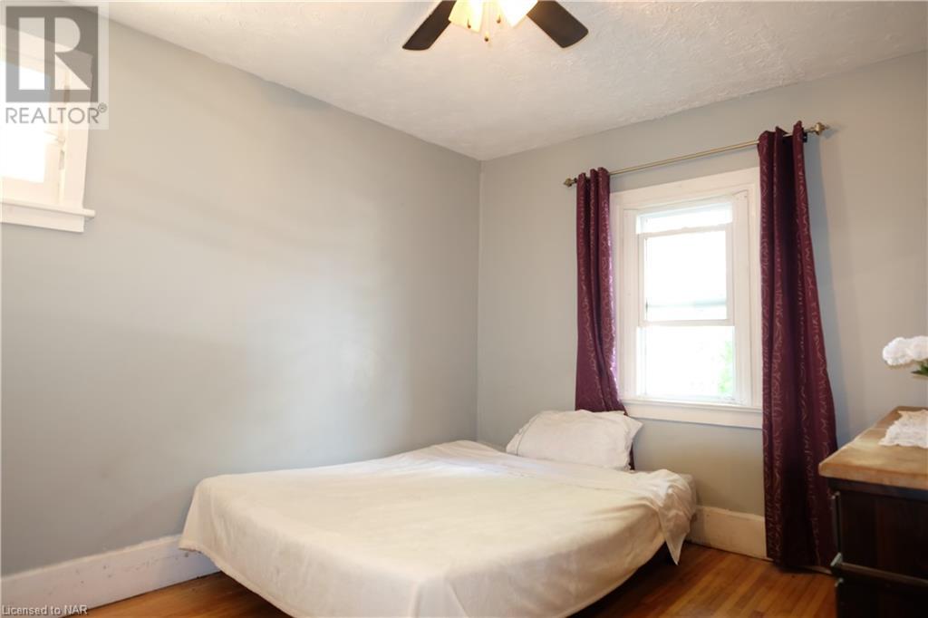 9 Woodland Avenue Unit# (Main Floor), St. Catharines, Ontario  L2R 5A1 - Photo 8 - 40647200