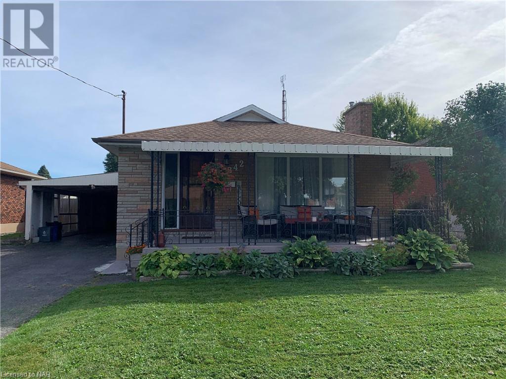 6842 Hagar Avenue, Niagara Falls (217 - Arad/fallsview), Ontario  L2G 5M7 - Photo 2 - X9414676