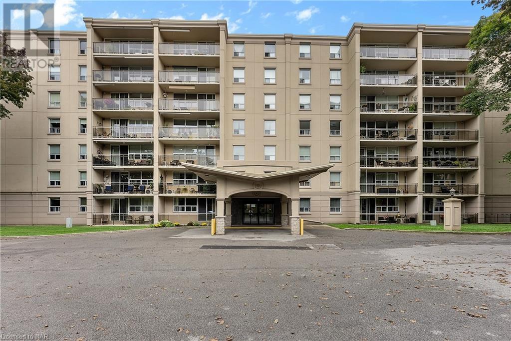 6390 Huggins Street Unit# 309, Niagara Falls, Ontario  L2J 1H1 - Photo 2 - 40652257