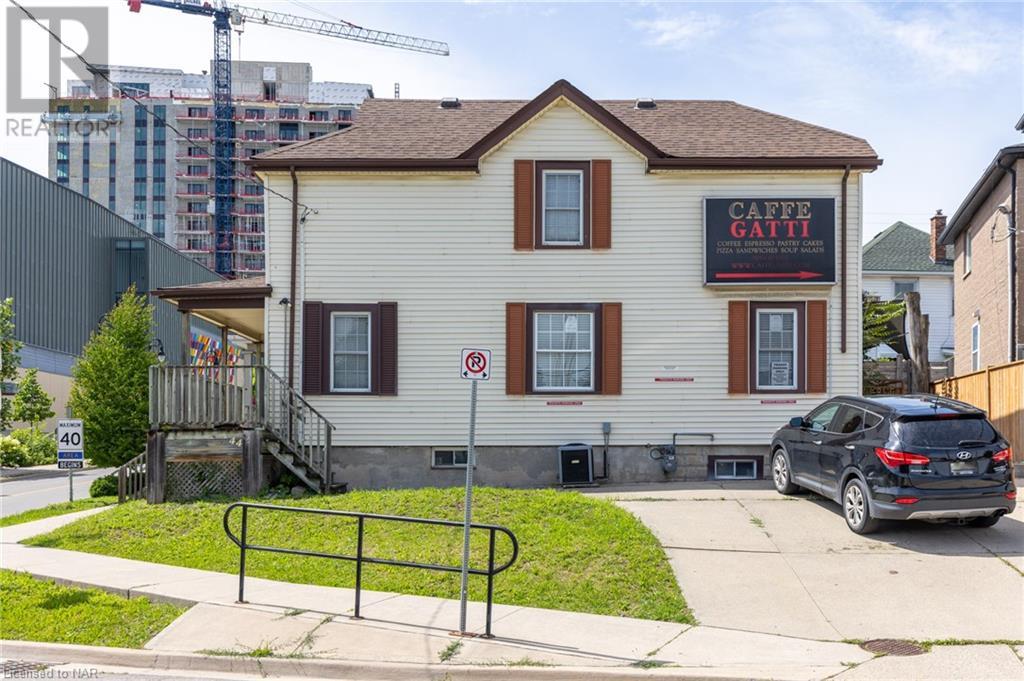 44 Carlisle Street, St. Catharines, Ontario  L2R 4H4 - Photo 4 - 40656053