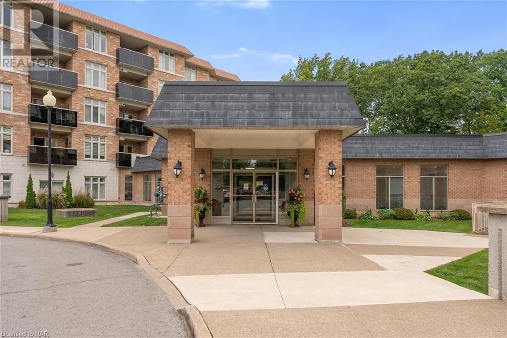 8111 Forest Glen Drive Unit# 225, Niagara Falls, Ontario  L2H 2Y7 - Photo 5 - 40659555