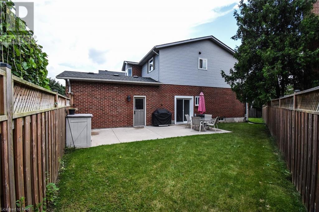 29 Capri Street, Thorold (558 - Confederation Heights), Ontario  L2V 4W7 - Photo 46 - X9415345