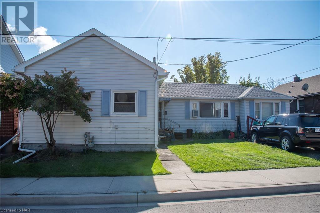 5176 Maple Street, Niagara Falls, Ontario  L2E 2N4 - Photo 2 - 40664049