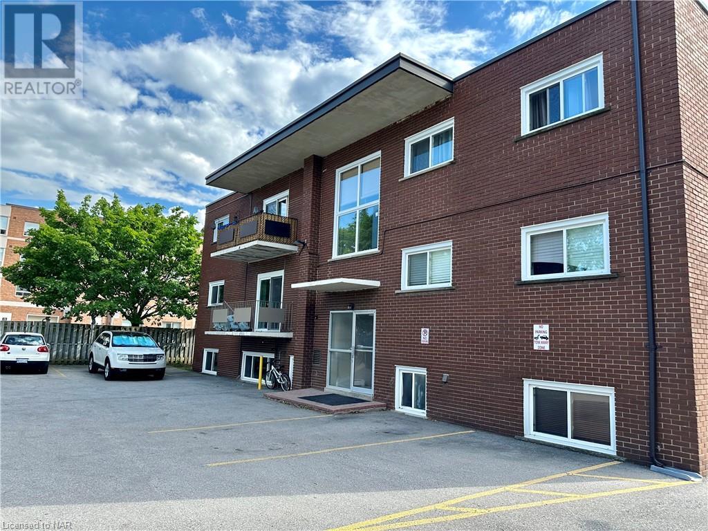 286 Vine Street Unit# 6, St. Catharines, Ontario  L2M 4T3 - Photo 2 - 40668343