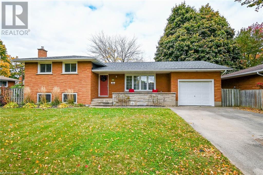 16 ROYAL MANOR Drive, st. catharines, Ontario