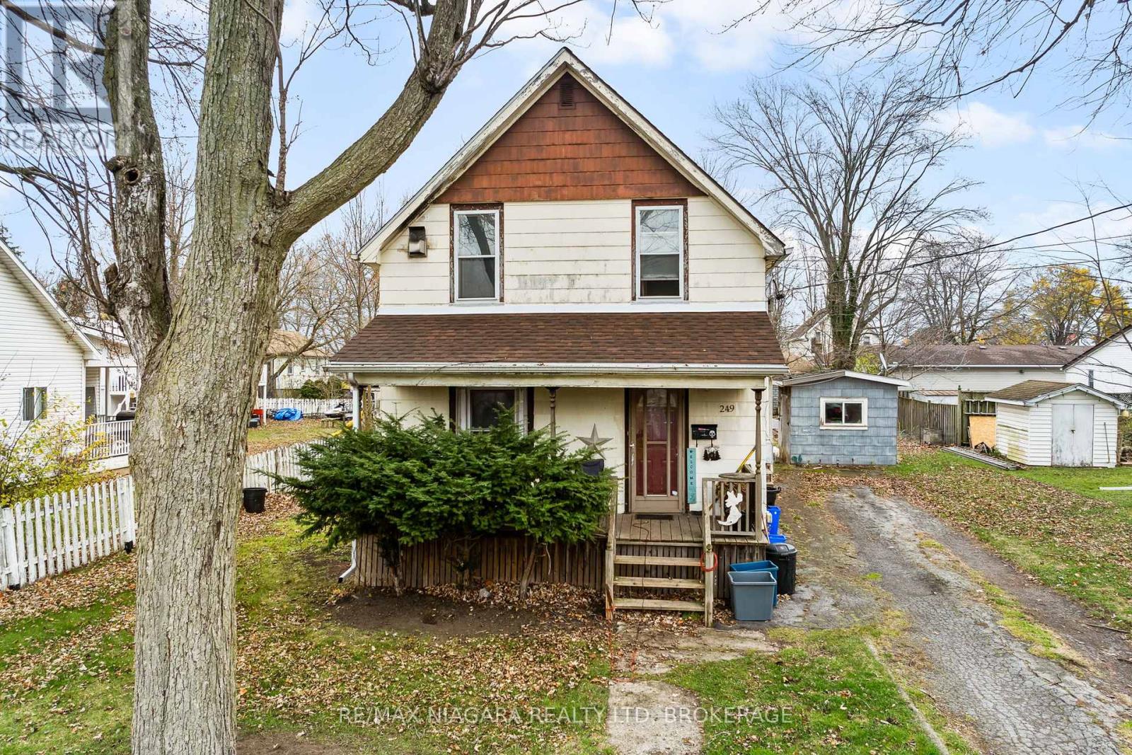 249 Mellanby Avenue, Port Colborne (877 - Main Street), Ontario  L3K 2M2 - Photo 4 - X10444456