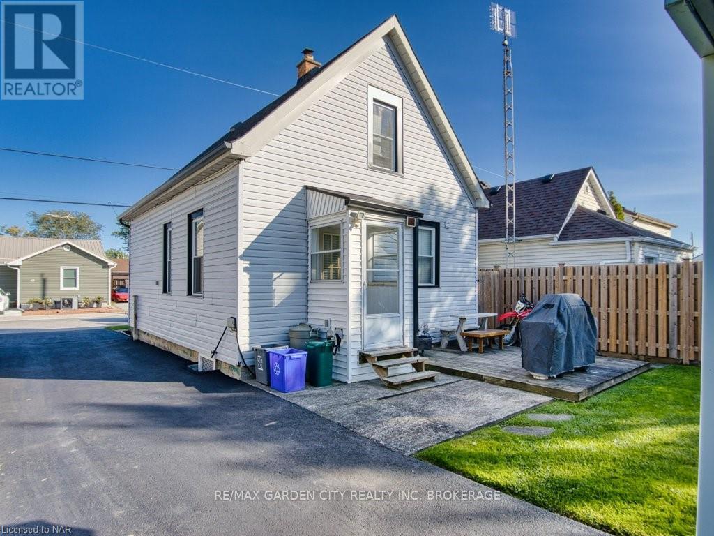 43 St George Street, St. Catharines, Ontario  L2M 5P5 - Photo 8 - X9514396