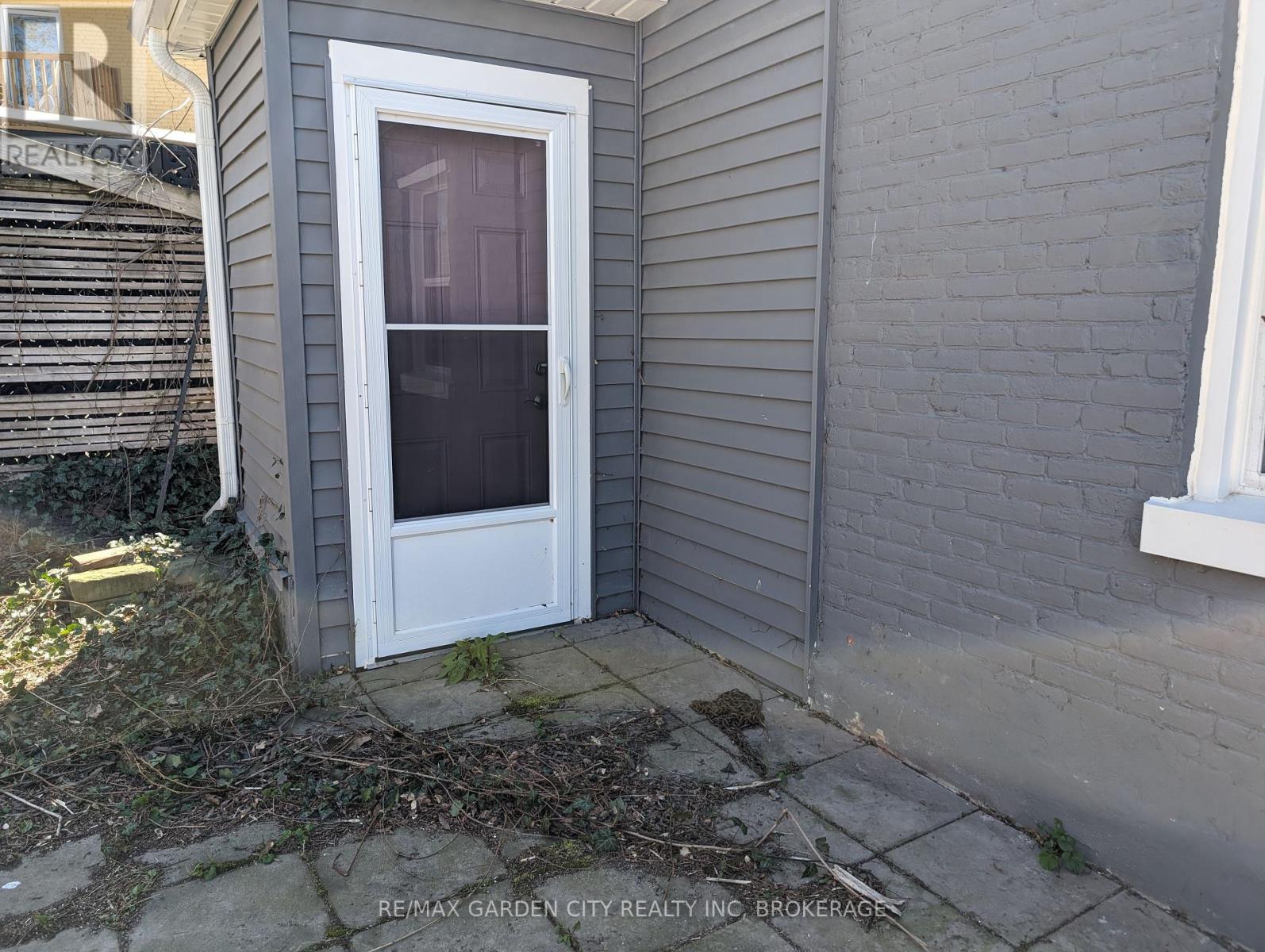 28 Lake Street, St. Catharines, Ontario  L2R 5W6 - Photo 21 - X8263900