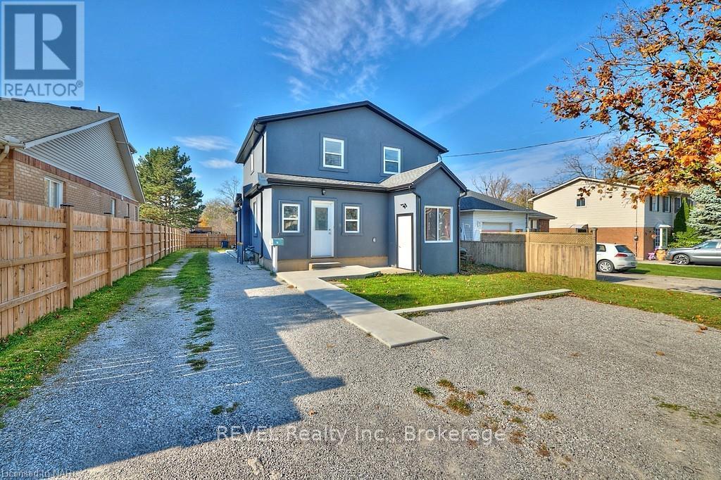 61 Bunting Road, St. Catharines (455 - Secord Woods), Ontario  L2P 1Z1 - Photo 2 - X11295013