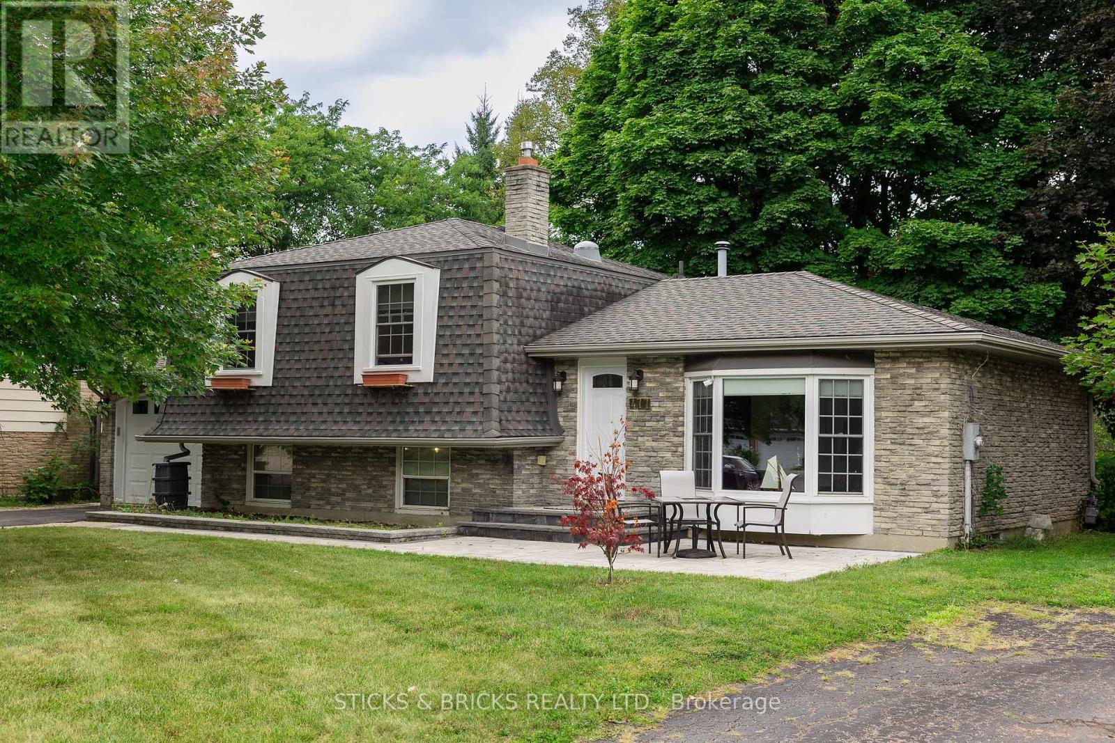 477 DORCHESTER STREET, niagara-on-the-lake (101 - town), Ontario