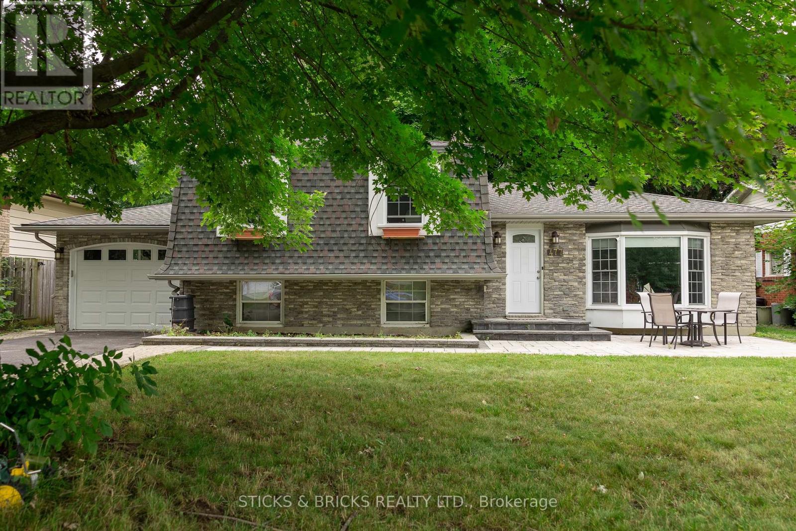 477 Dorchester Street, Niagara-On-The-Lake (101 - Town), Ontario  L0S 1J0 - Photo 3 - X11882203