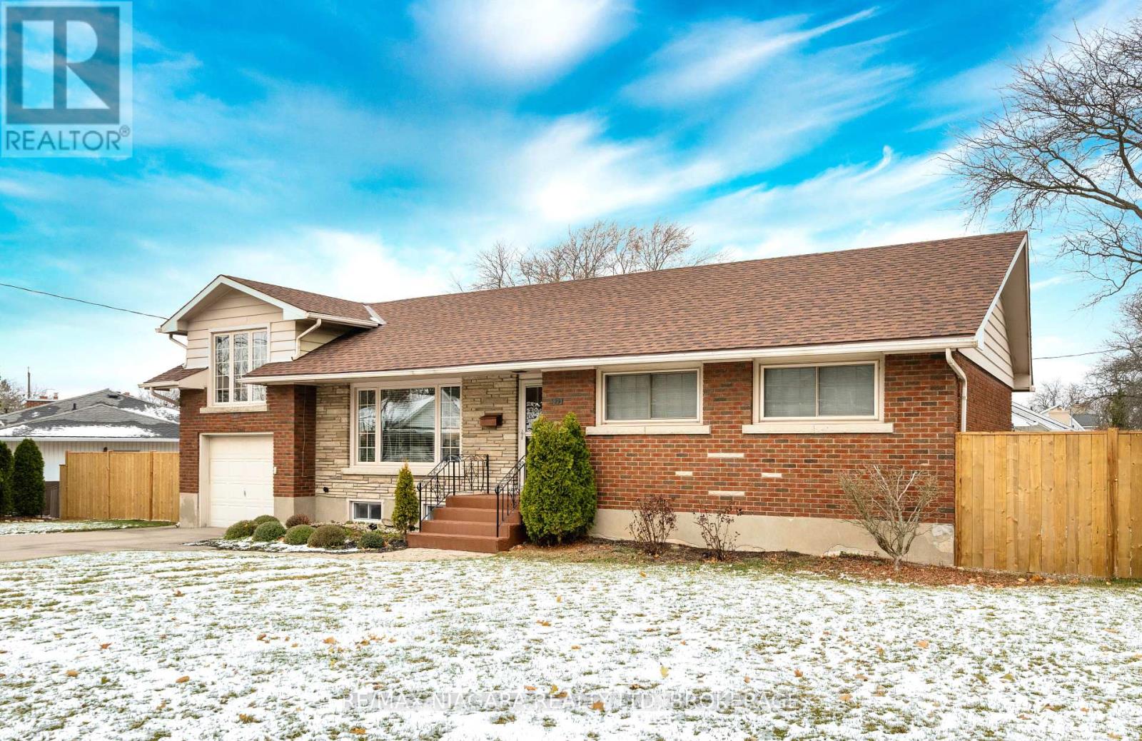 29 Elm Ridge Drive, St. Catharines (461 - Glendale/glenridge), Ontario  L2T 2A7 - Photo 3 - X11887064