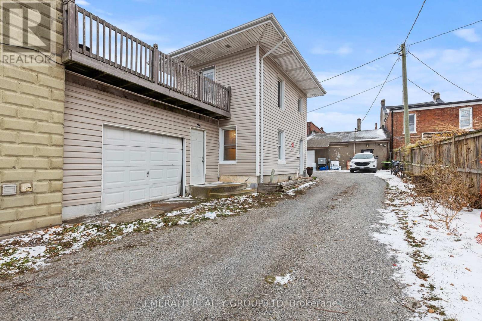 3 Ekins Lane, Thorold (557 - Thorold Downtown), Ontario  L2V 4T9 - Photo 2 - X11887860