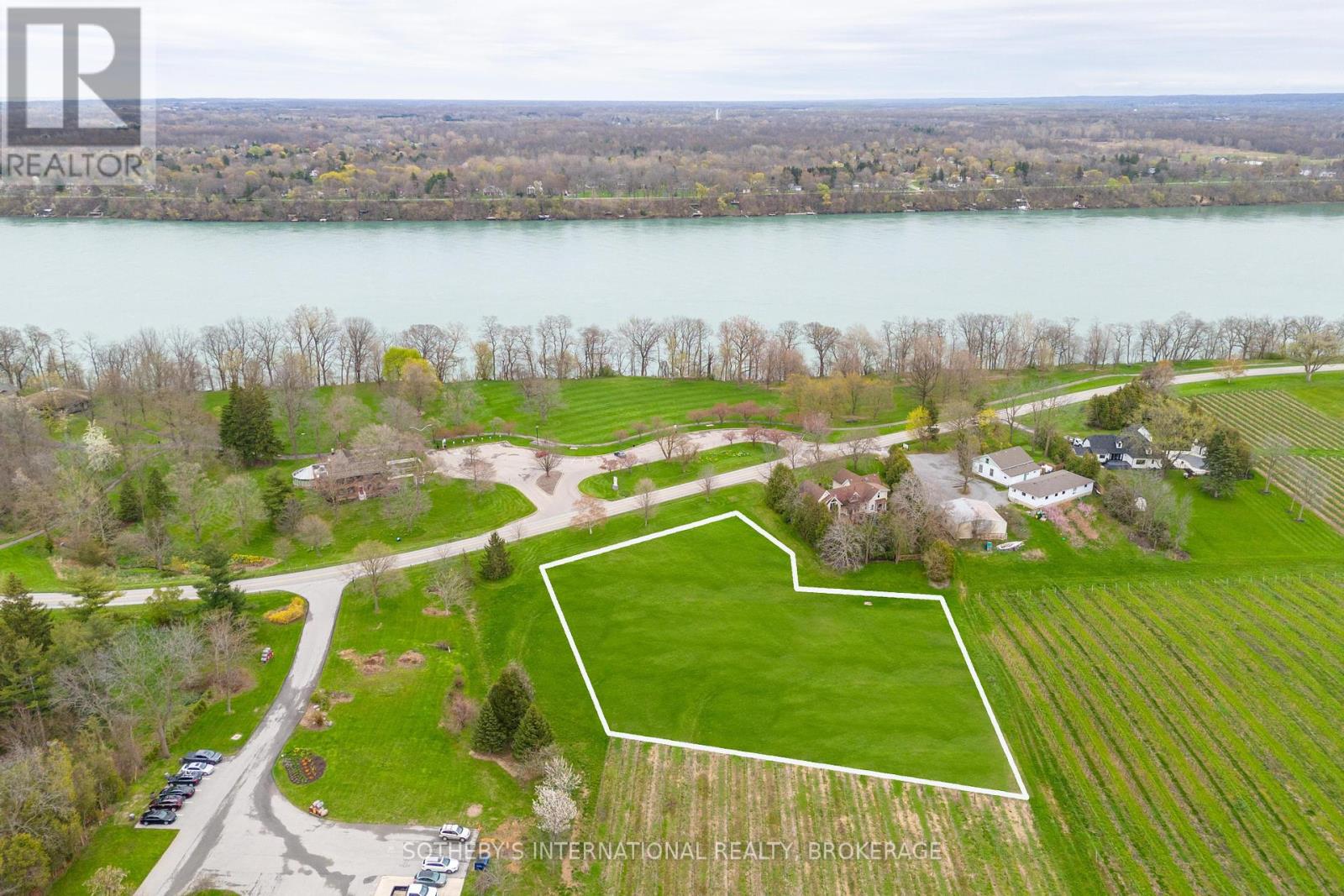 15936 NIAGARA RIVER PARKWAY, niagara-on-the-lake, Ontario