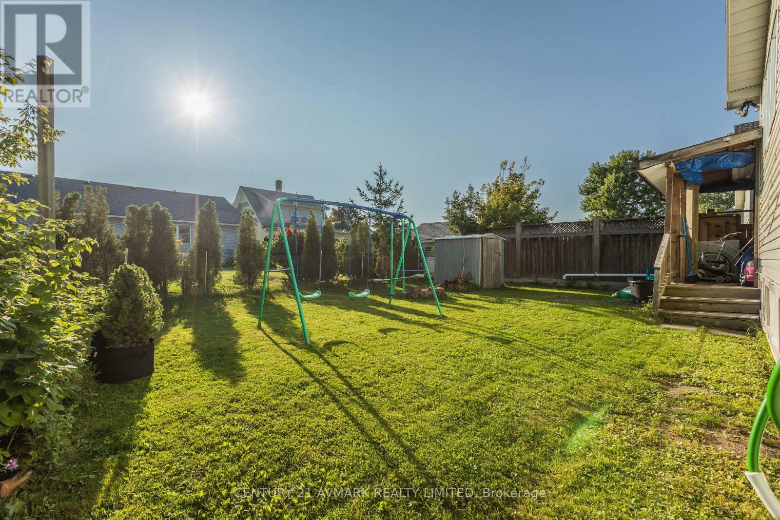 29 Lillian Street, Fort Erie (333 - Lakeshore), Ontario  L2A 5M1 - Photo 6 - X11892788