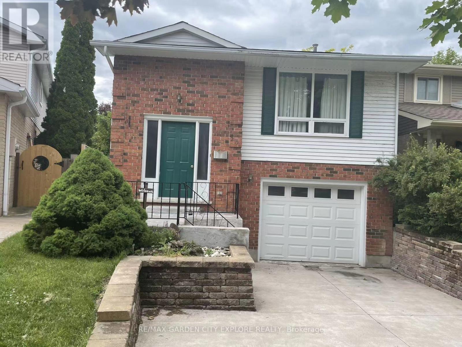 20 NAPLES COURT, thorold, Ontario