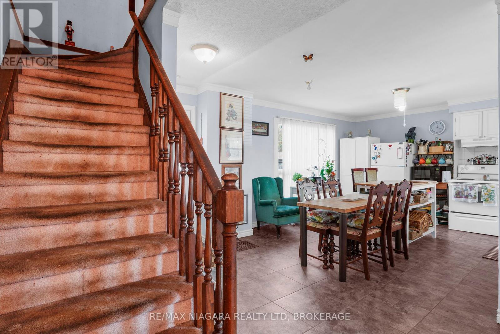 6159 Village Crescent, Niagara Falls (217 - Arad/fallsview), Ontario  L2G 7M3 - Photo 10 - X11903677