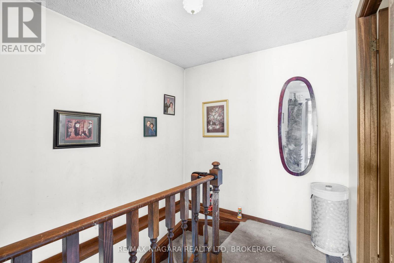 6159 Village Crescent, Niagara Falls (217 - Arad/fallsview), Ontario  L2G 7M3 - Photo 11 - X11903677