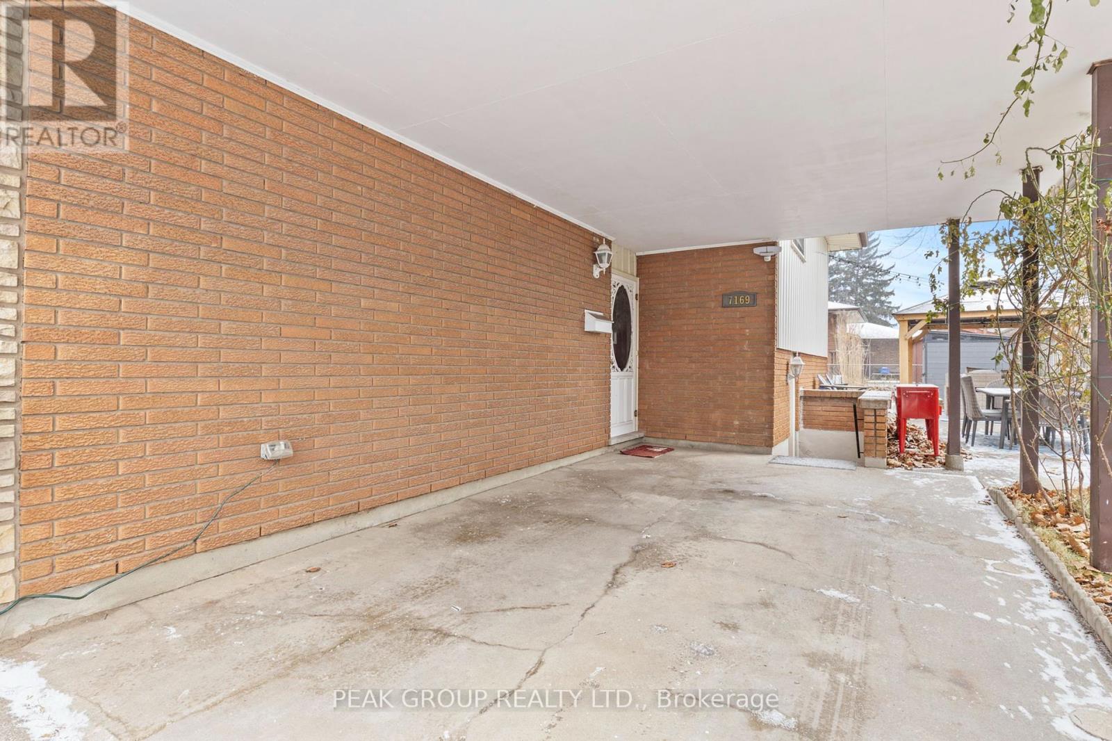 7169 Viscount Street, Niagara Falls (212 - Morrison), Ontario  L2E 5R7 - Photo 4 - X11910488