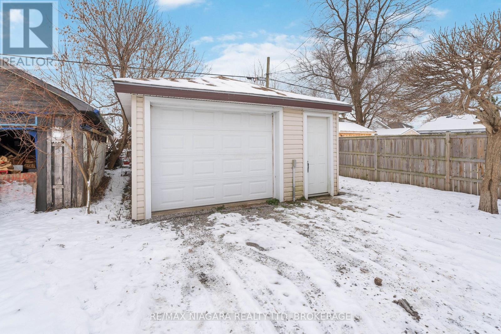 237 Mitchell Street, Port Colborne (876 - East Village), Ontario  L3K 1Y5 - Photo 33 - X11916066