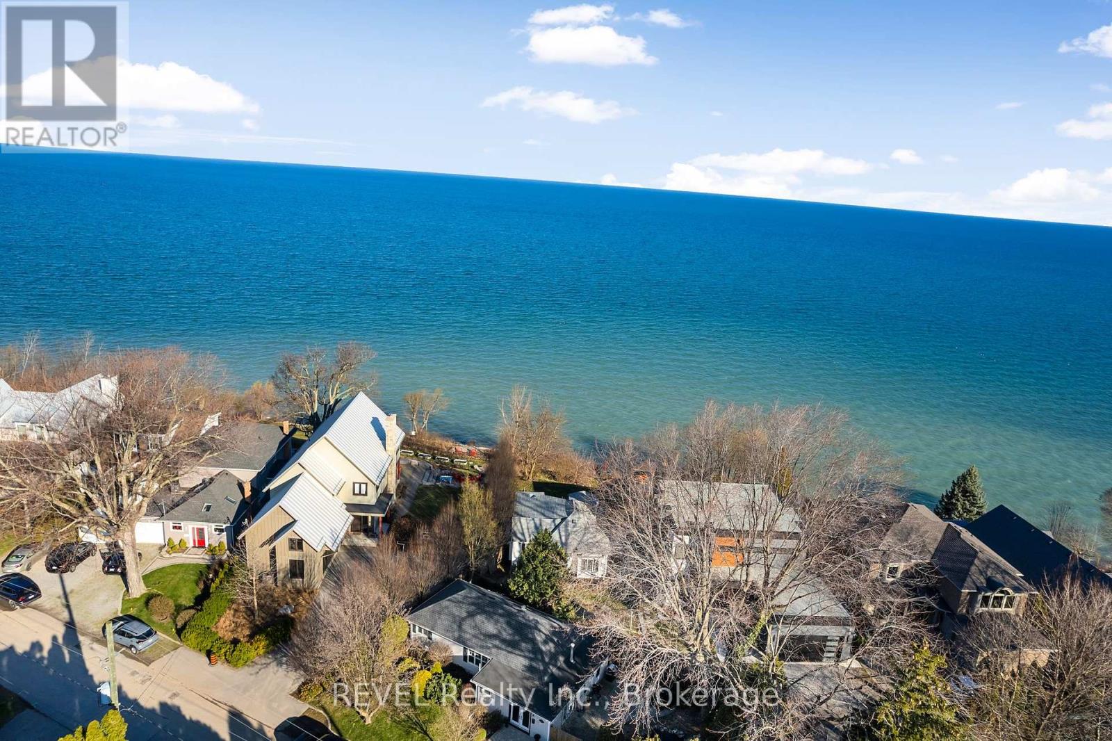 14 1/2 Colton Avenue, St. Catharines (438 - Port Dalhousie), Ontario  L2N 5B1 - Photo 4 - X11922276