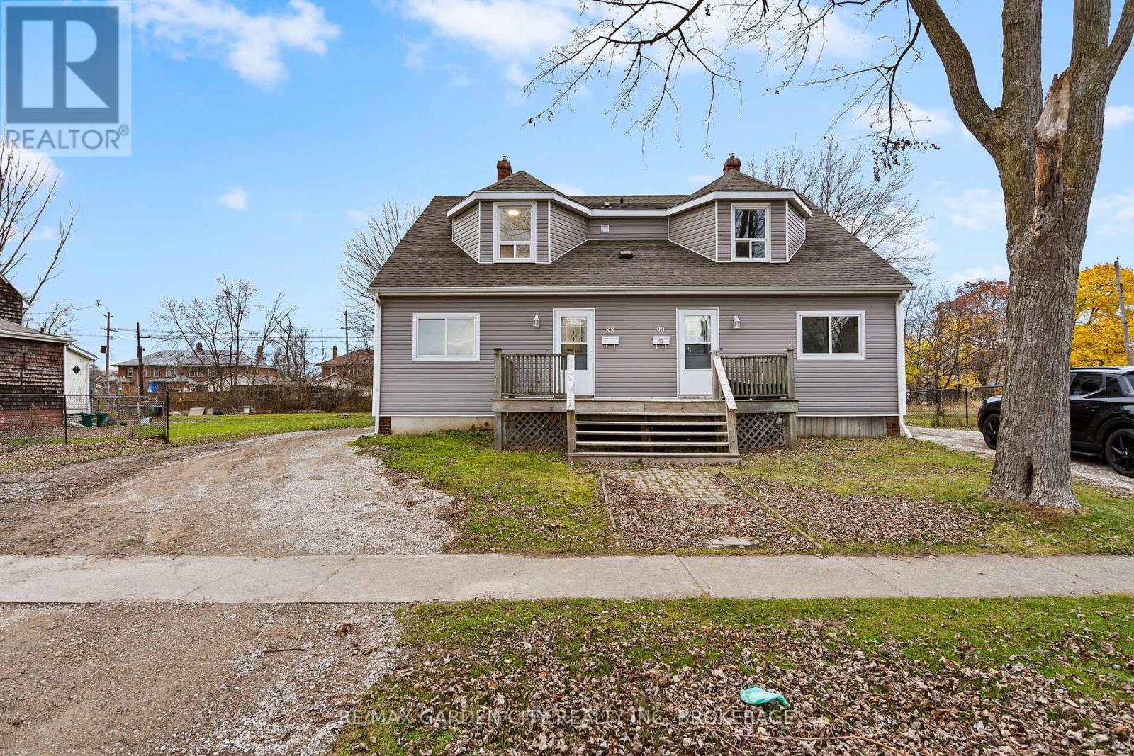 88 First Street, Welland (773 - Lincoln/crowland), Ontario  L3B 4R7 - Photo 4 - X11925391