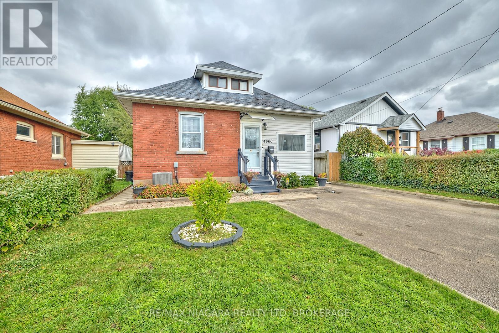 4660 Sixth Avenue, Niagara Falls (211 - Cherrywood), Ontario  L2E 4T5 - Photo 4 - X11939291