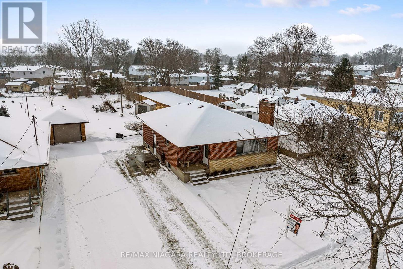 5956 Church's Lane, Niagara Falls (205 - Church's Lane), Ontario  L2J 1Y7 - Photo 2 - X11940165