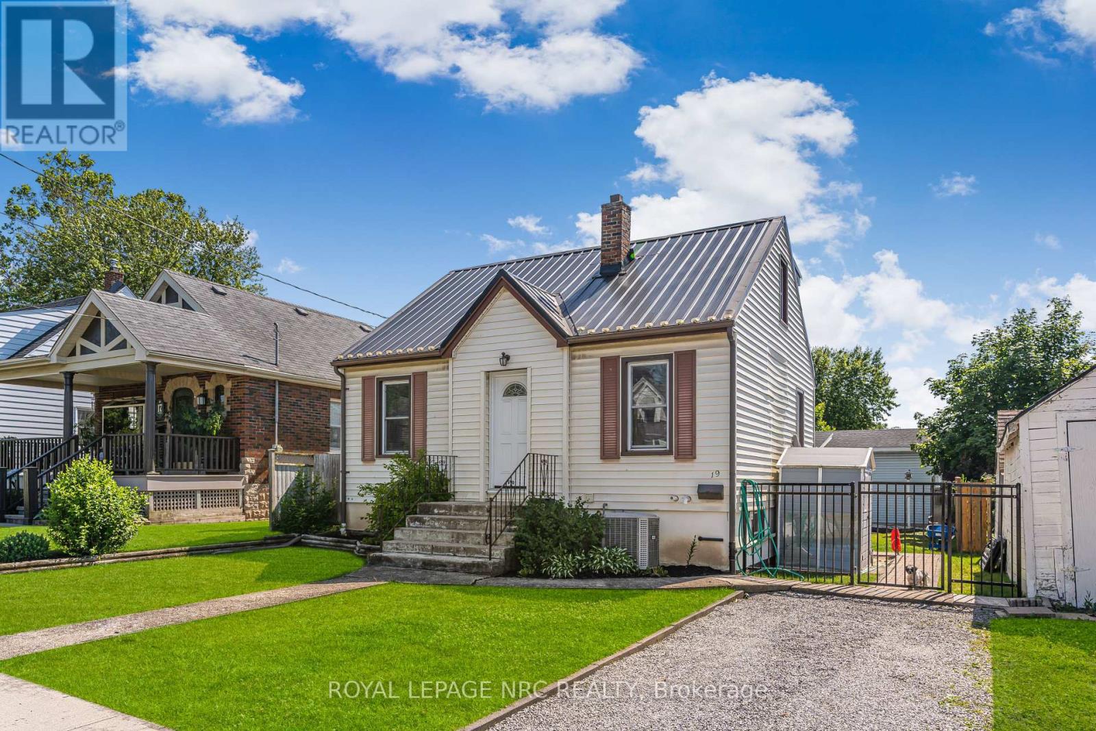 19 CAMPBELL AVENUE, st. catharines (456 - oakdale), Ontario