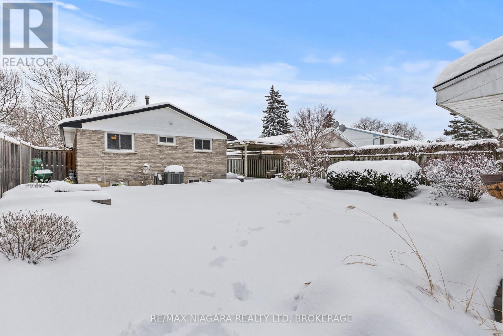 8 Carousel Circle, St. Catharines (443 - Lakeport), Ontario  L2N 6E1 - Photo 30 - X11966847