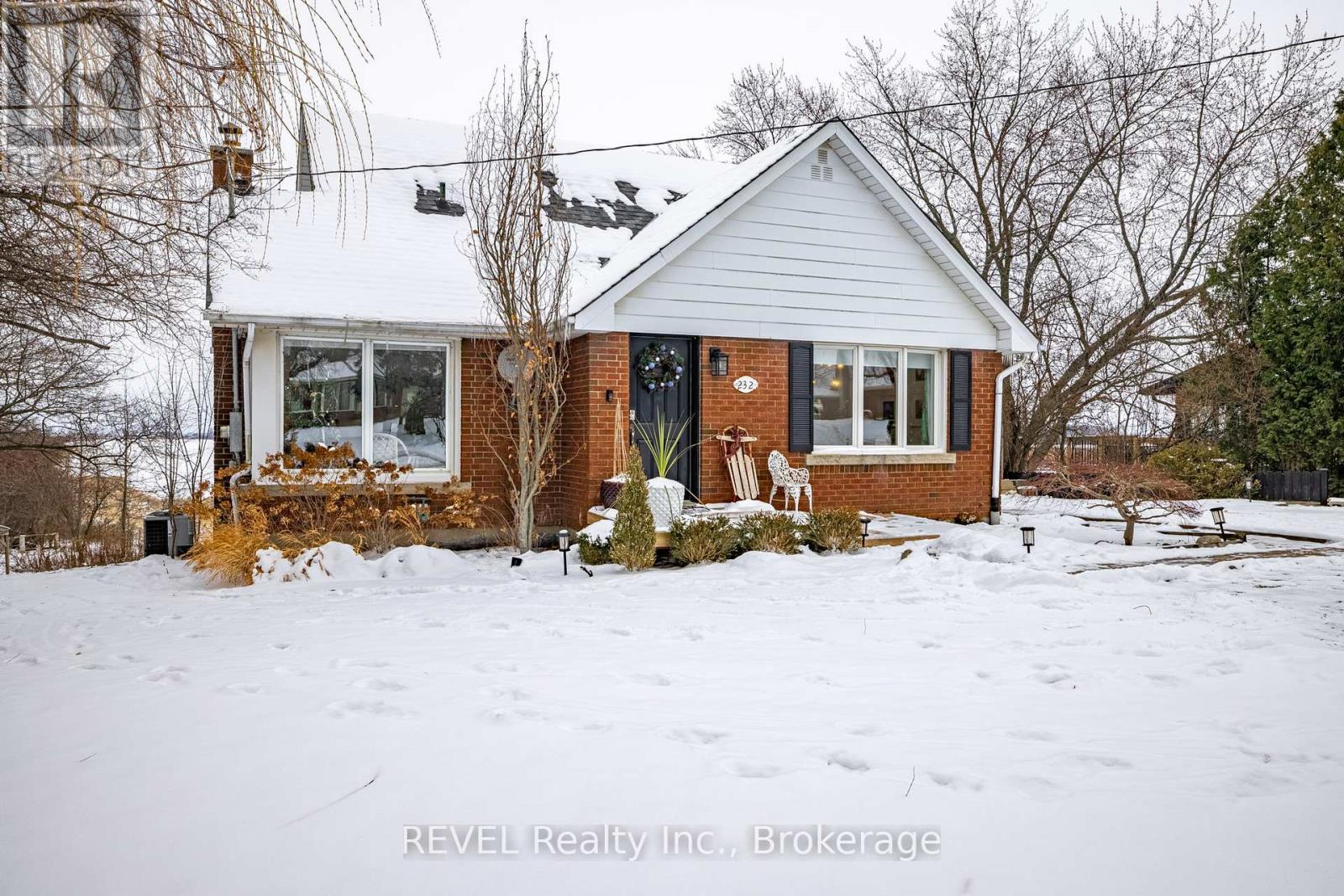 232 Queenston Road, Niagara-On-The-Lake (104 - Rural), Ontario  L0S 1J0 - Photo 3 - X11967335