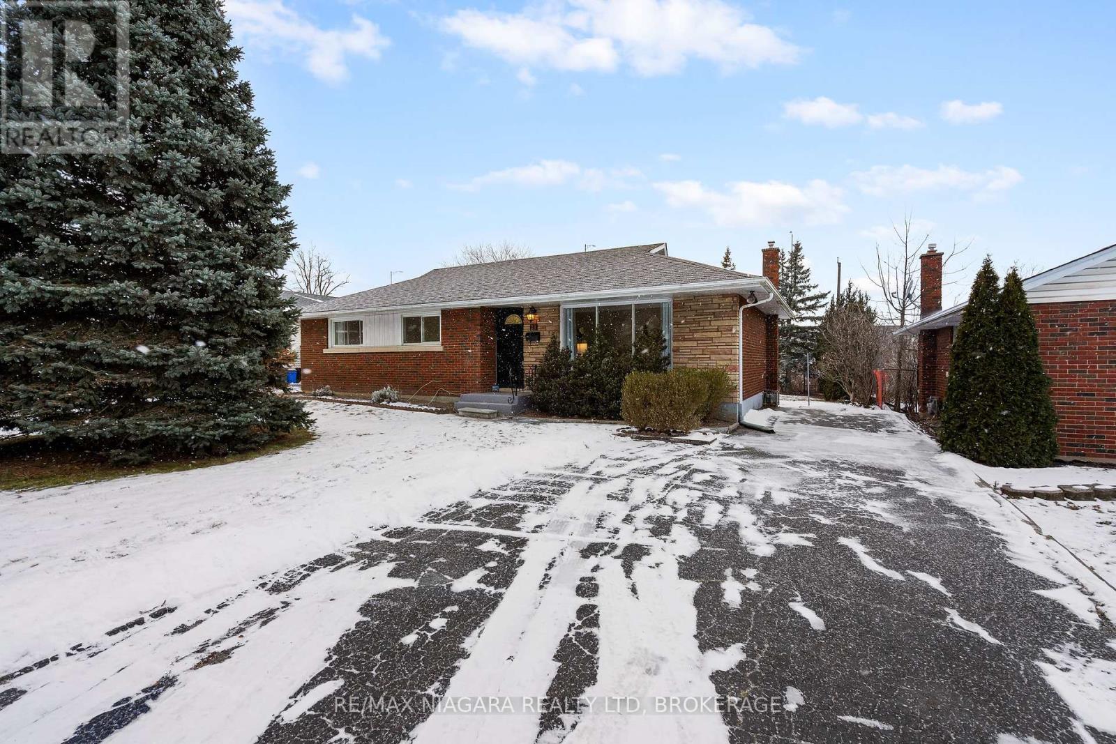 21 Warkdale Drive, St. Catharines (460 - Burleigh Hill), Ontario  L2T 2V8 - Photo 31 - X11971058