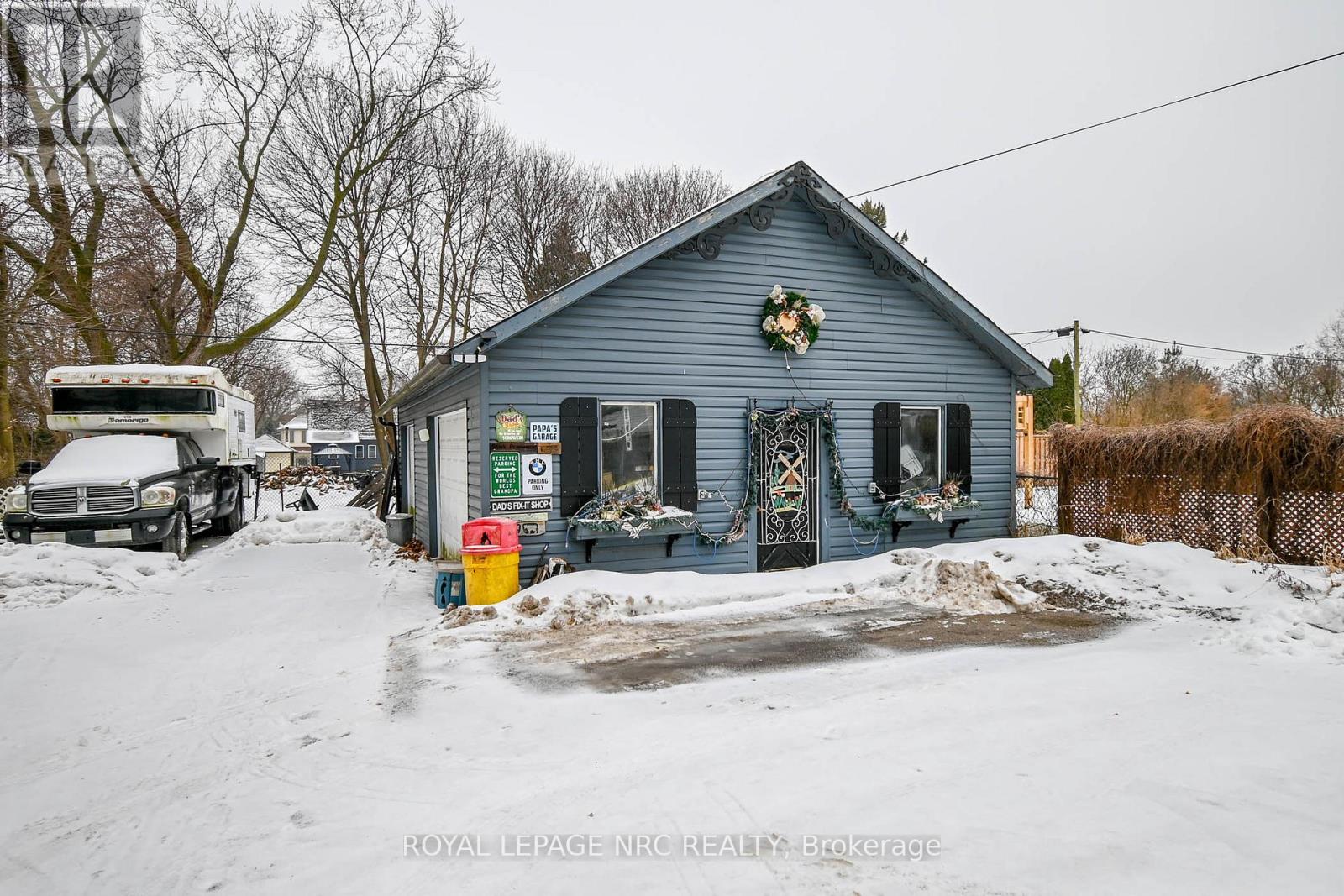 6490 Thorold Stone Road, Niagara Falls (212 - Morrison), Ontario  L2J 1B3 - Photo 6 - X11971998