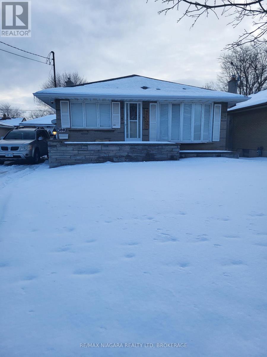 3840 DORCHESTER ROAD, niagara falls (206 - stamford), Ontario