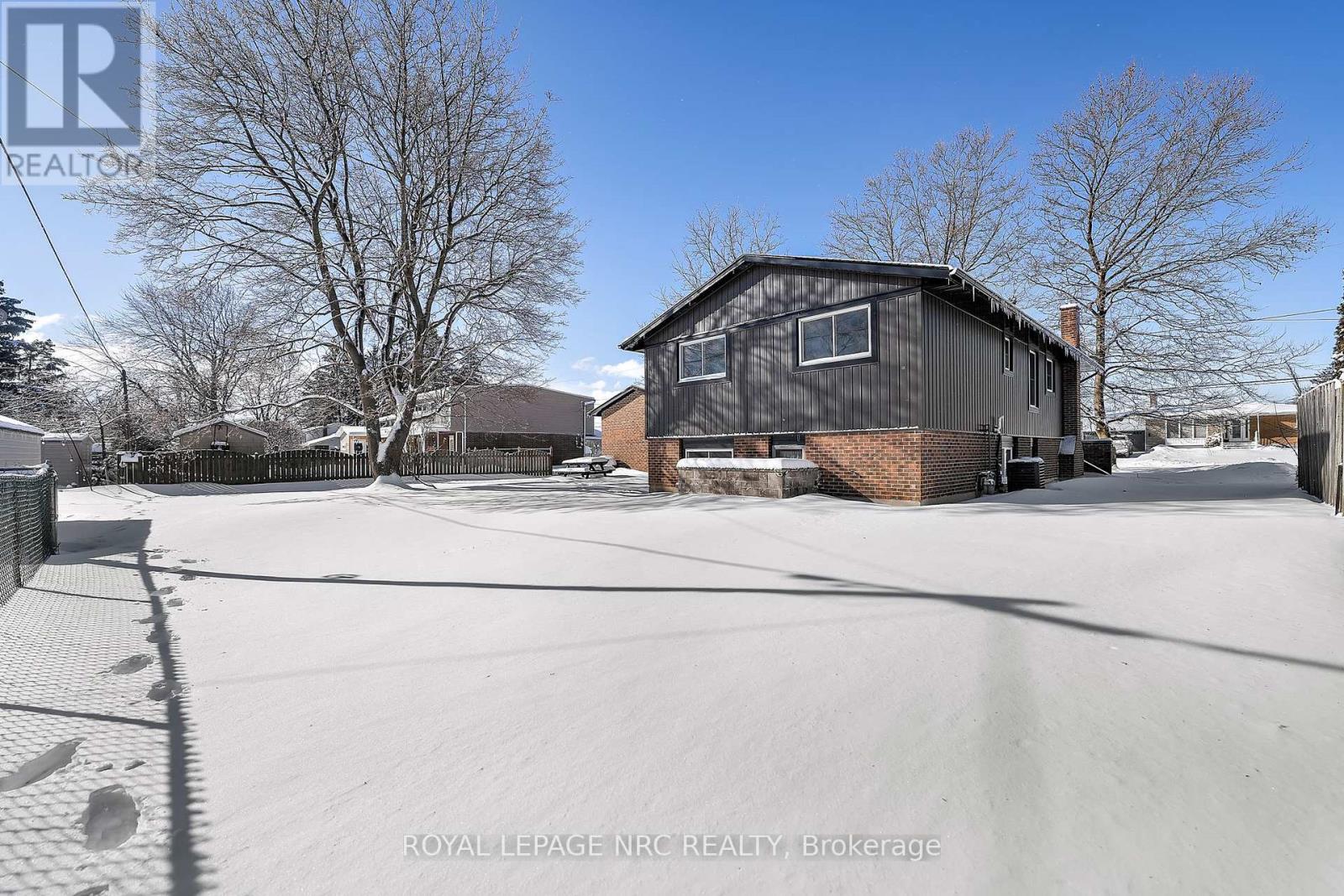 930 Ferndale Avenue, Fort Erie (334 - Crescent Park), Ontario  L2A 5S8 - Photo 35 - X11979895