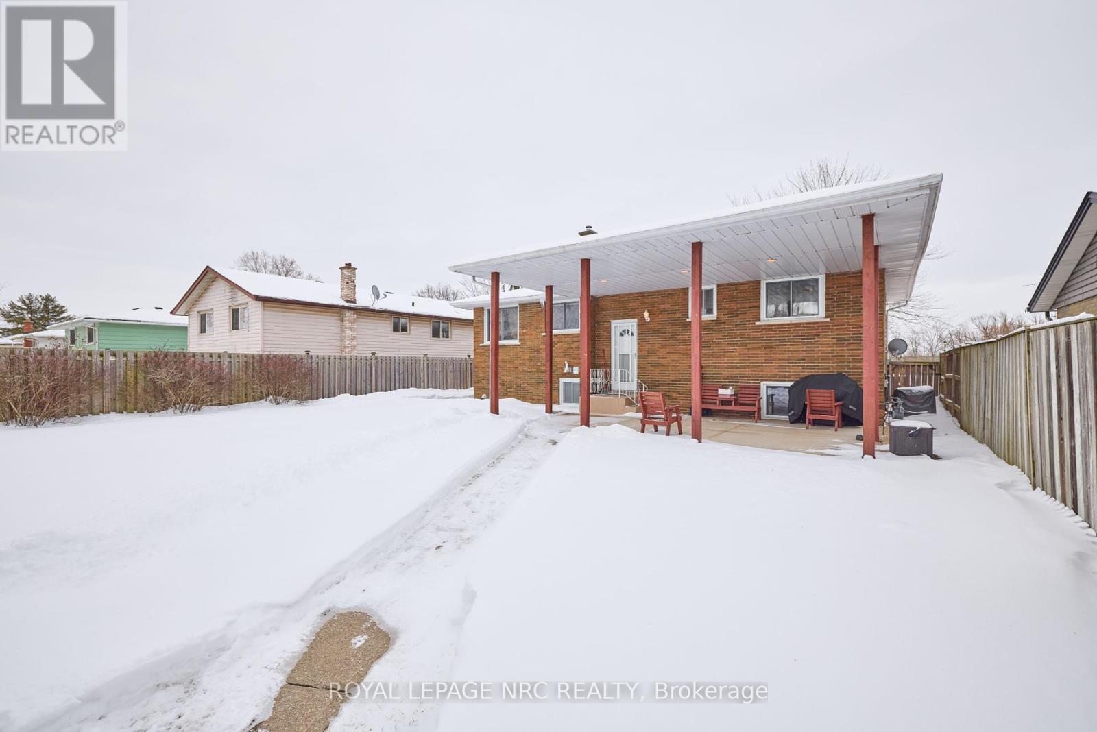 72 Endicott Terrace, Welland (769 - Prince Charles), Ontario  L3C 5R8 - Photo 5 - X11982849